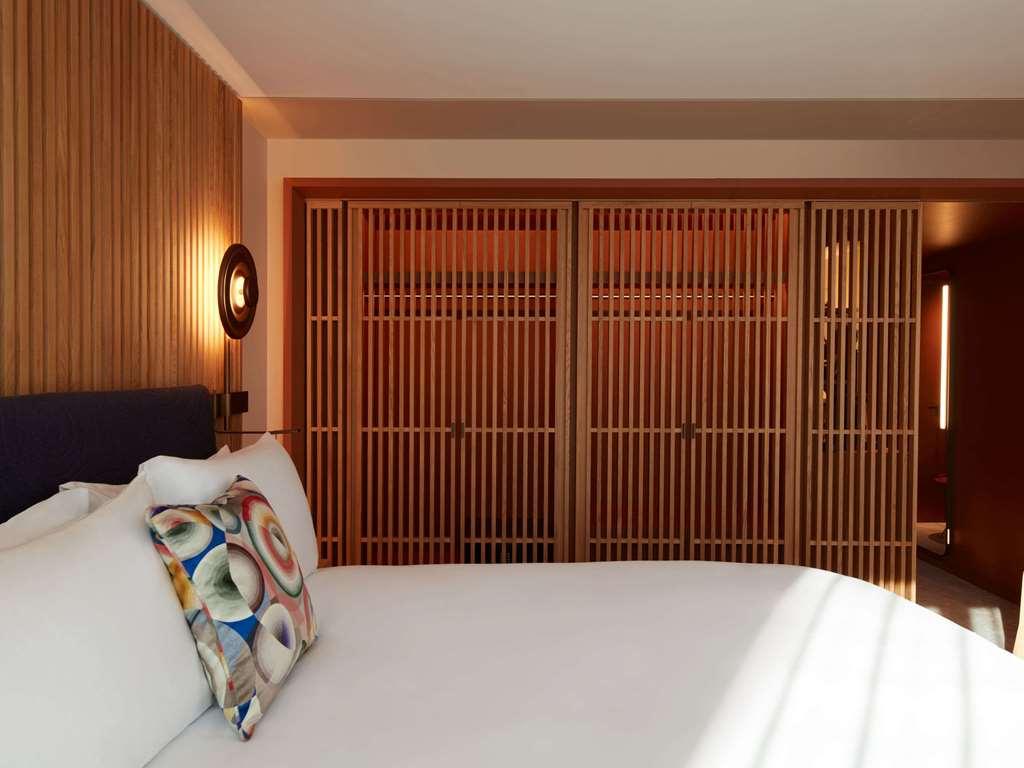 So/ Paris Hotel Стая снимка