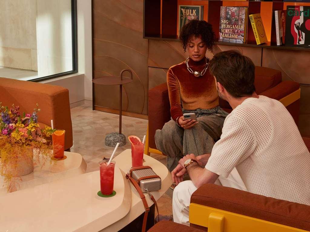So/ Paris Hotel Ресторант снимка